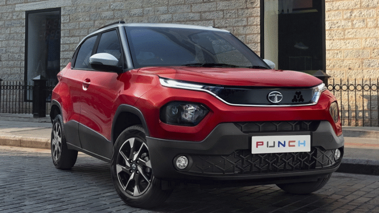 Tata Punch Facelift: कम दाम में 30 किमी/लीटर का माइलेज और ढेर सारे फीचर्स, ऐसा मौका फिर नहीं मिलेगा